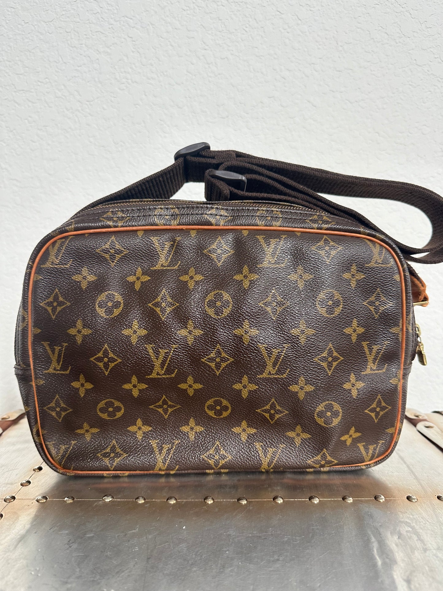 Pre-owned Authentic Louis Vuitton Reporter PM Monogram Shoulder / Crossbody Bag