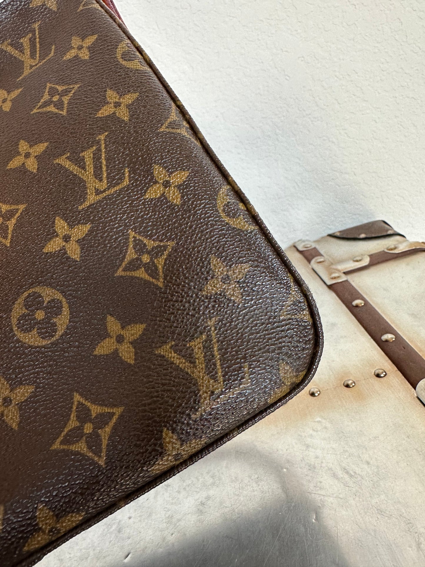 Pre-owned Authentic Louis Vuitton Looping MM Monogram Shoulder Bag