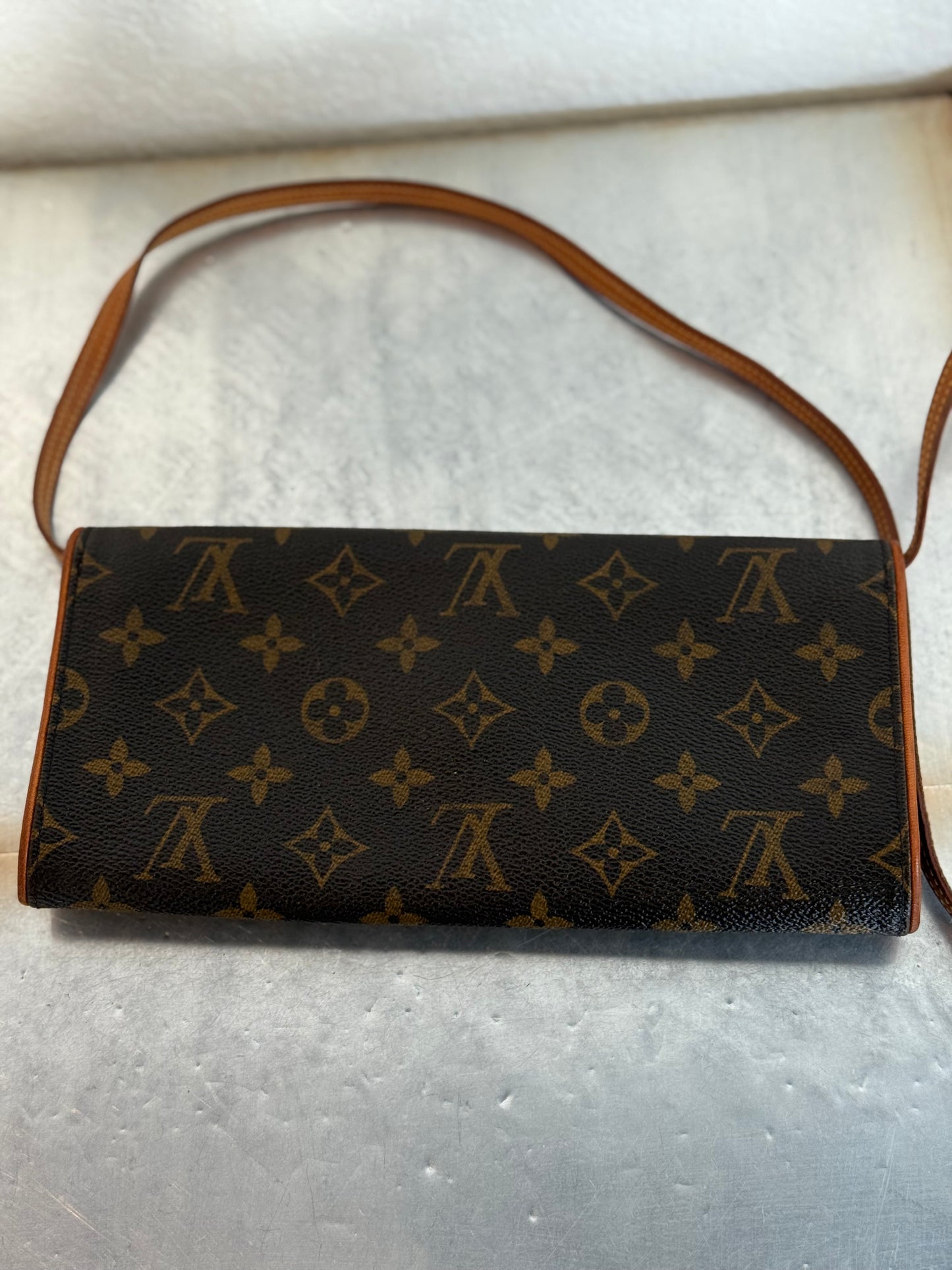 Pre-owned Authentic Louis Vuitton Pochette Twin GM Monogram Shoulder Bag