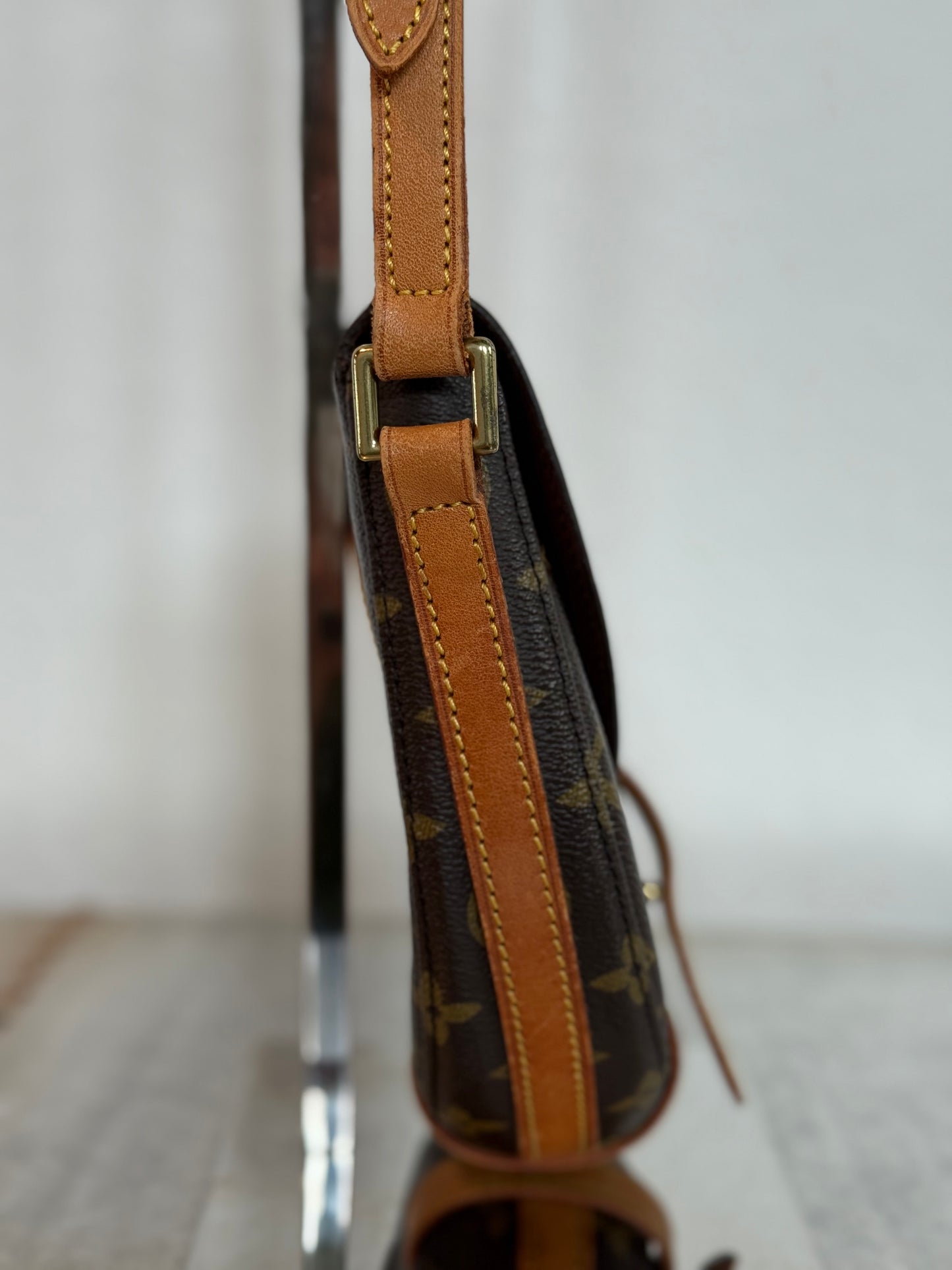 Pre-owned Authentic Louis Vuitton Chantilly PM Monogram Crossbody Bag