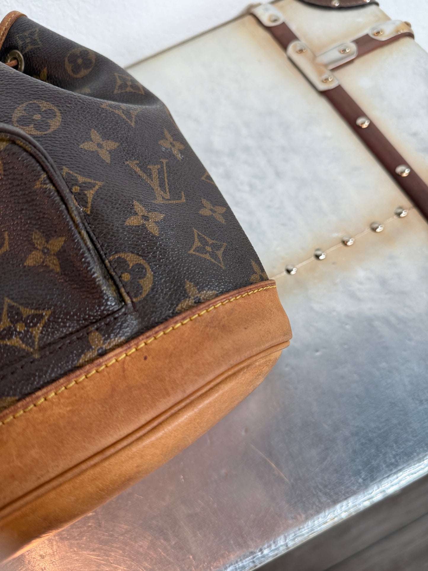 Pre-owned Authentic Louis Vuitton Montsouris MM Monogram Backpack