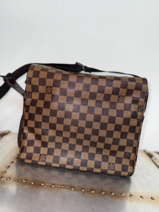Pre-owned Authentic Louis Vuitton Naviglio Damier Ebene Crossbody Bag