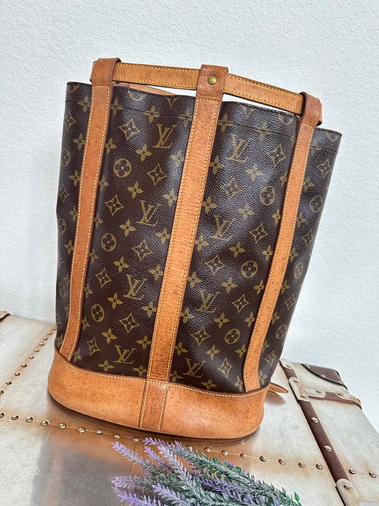 Pre-owned Authentic Louis Vuitton Randonnee PM Monogram Backpack