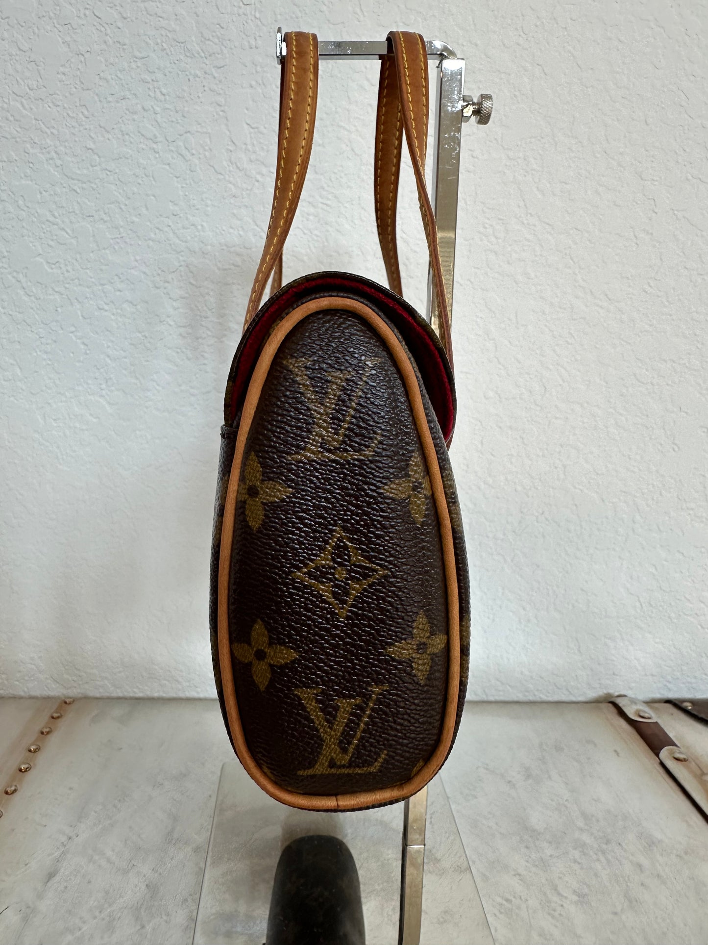 Pre-owned Authentic Louis Vuitton Sonatine Monogram Handbag