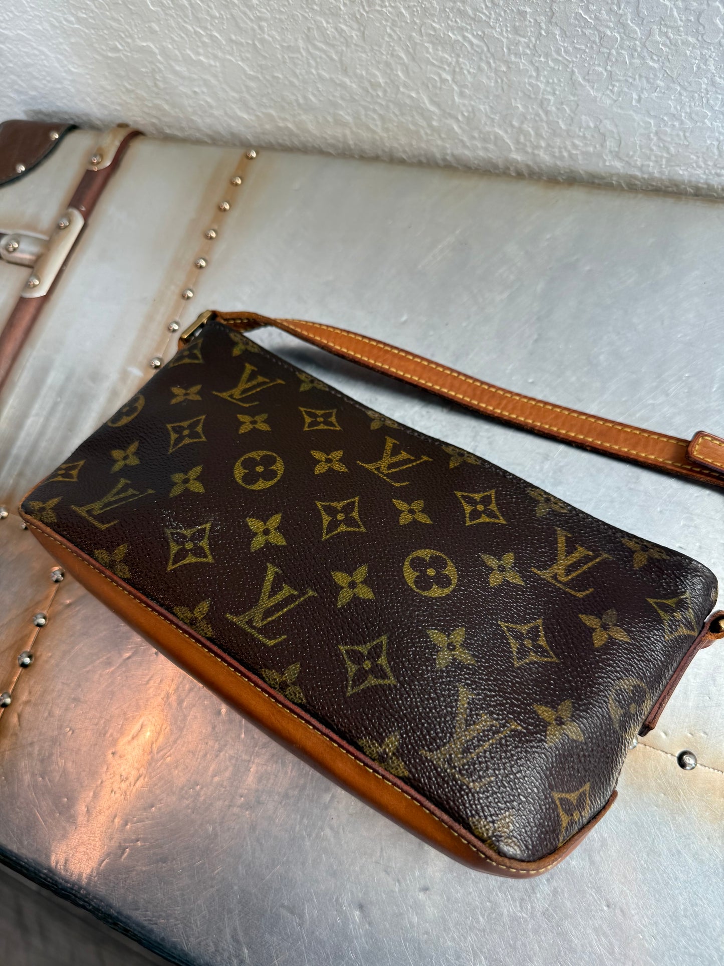 Pre-owned Authentic Louis Vuitton Trotteur Monogram Shoulder / Crossbody Bag