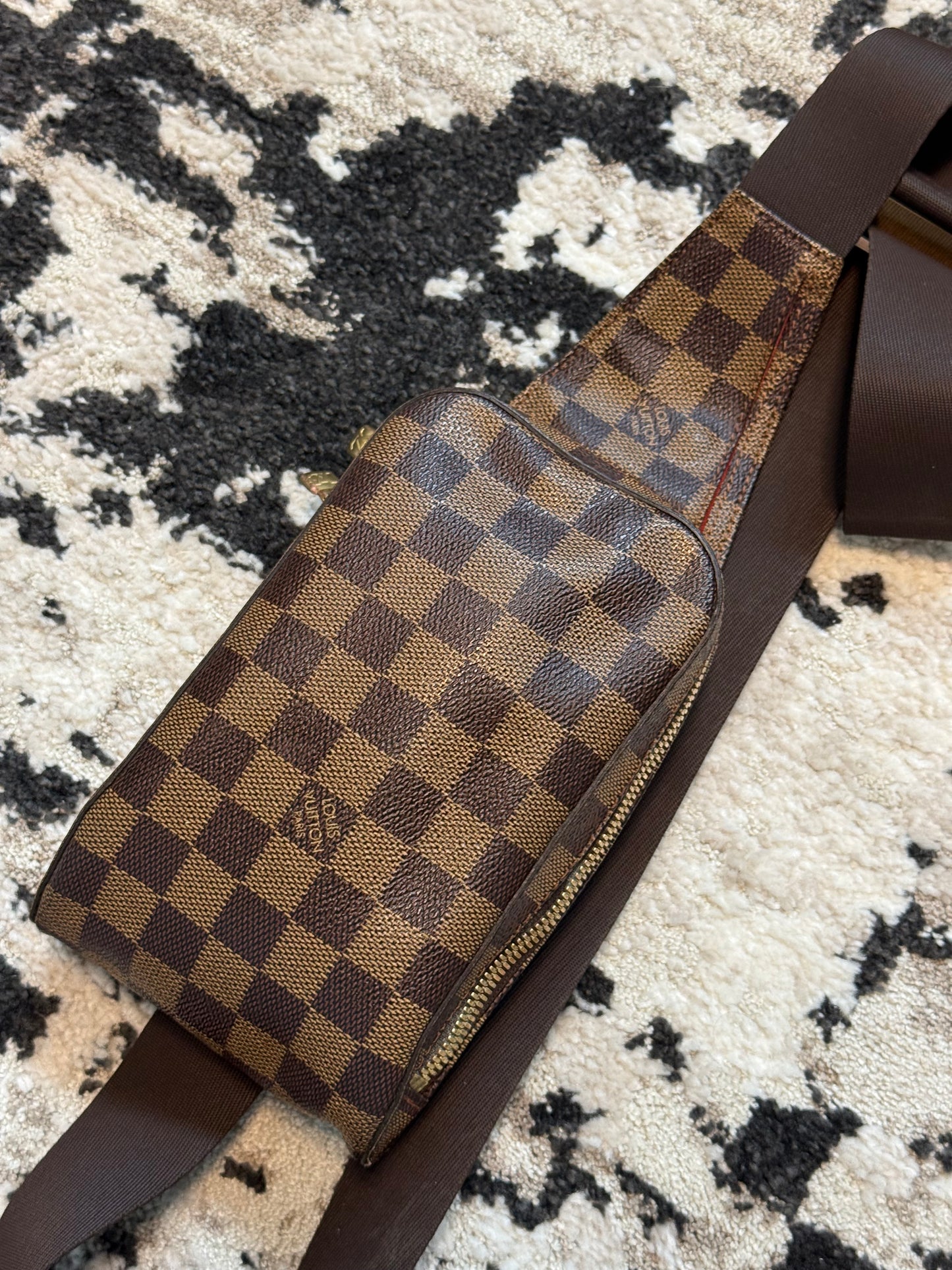 Pre-owned Authentic Louis Vuitton Damier Ebene Geronimos Body Bag