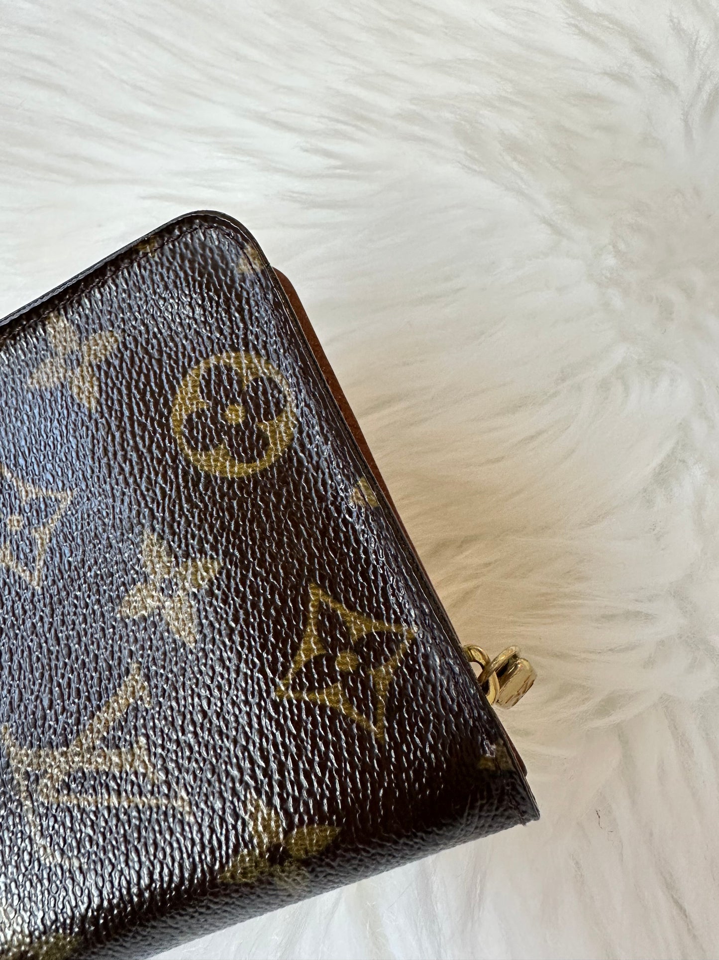 Pre-owned Authentic Louis Vuitton Monogram Compact Zip Wallet