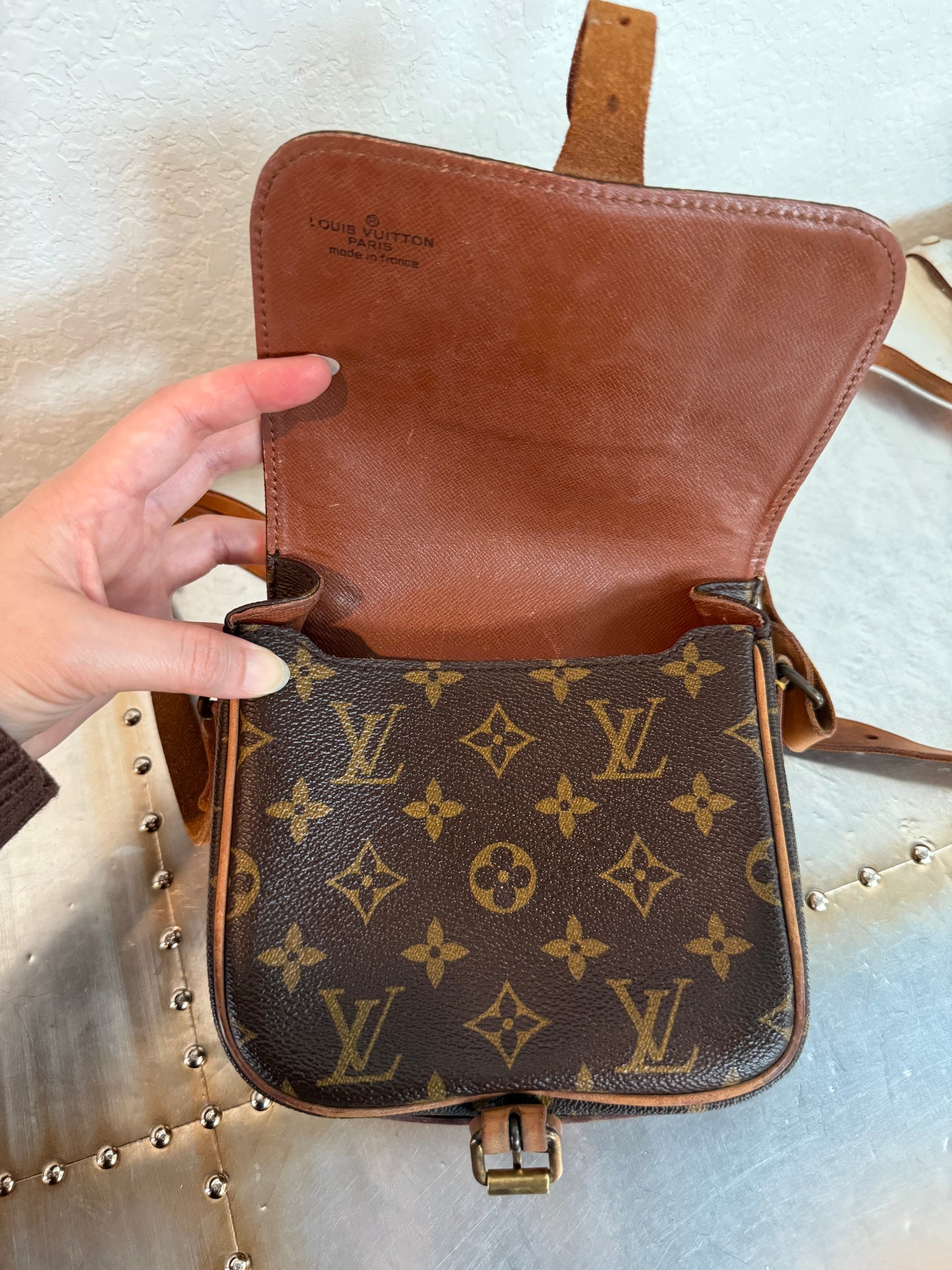 Pre-owned Louis Vuitton Cartouchiere PM Monogram Shoulder / Crossbody Bag