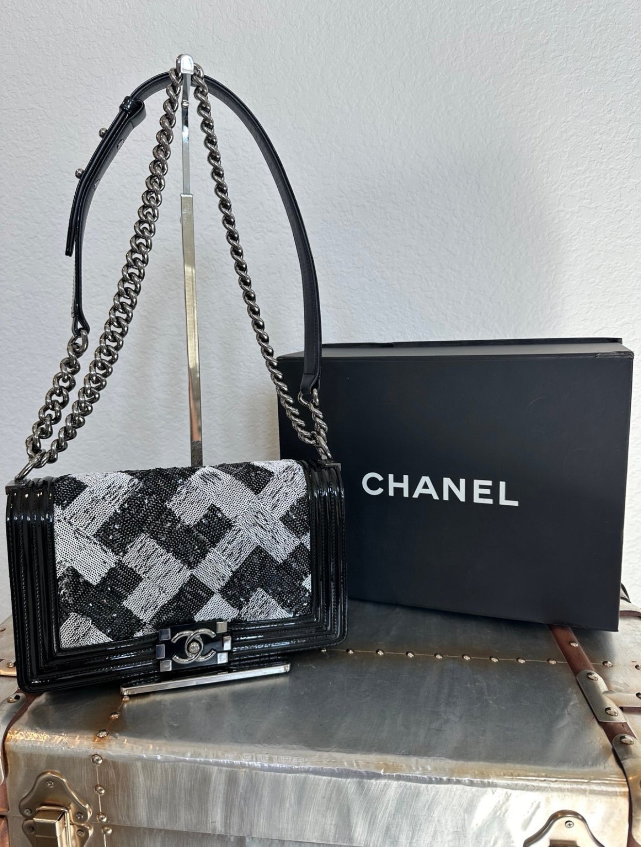 Pre-owned Authentic CHANEL Boy Medium Flap RARE Patent Sequin Shoulder Bag