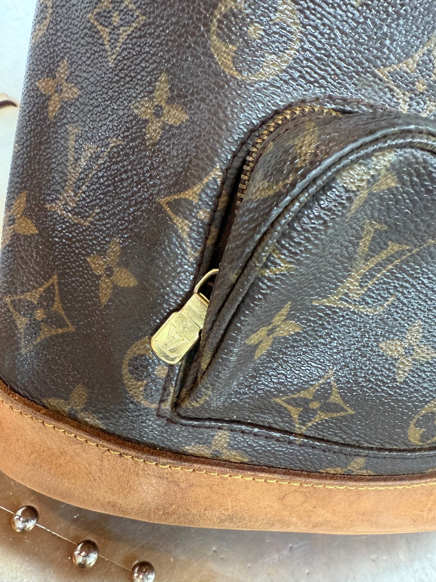 Pre-owned Authentic Louis Vuitton Montsouris MM Monogram Backpack