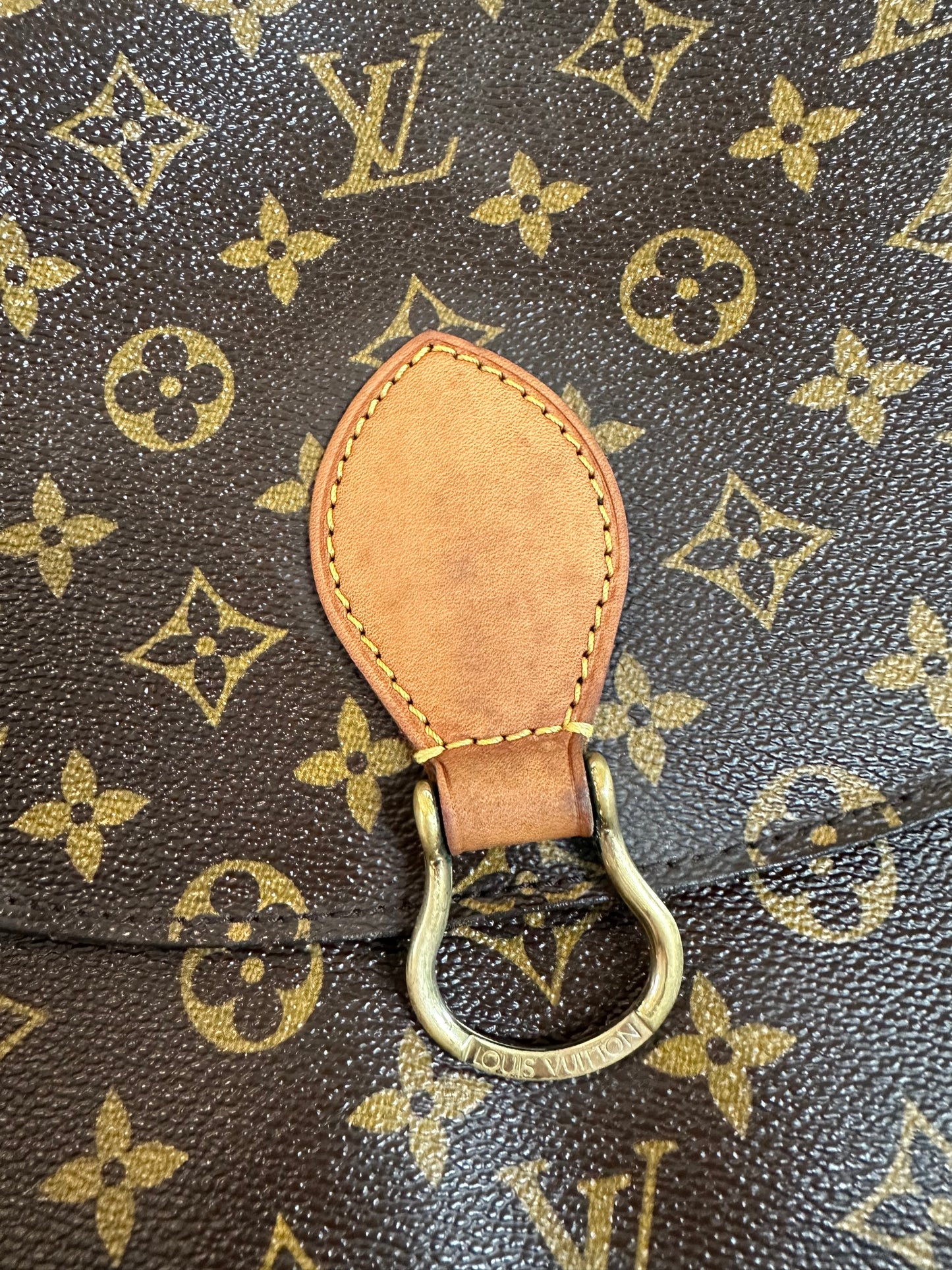 Pre-owned Authentic Louis Vuitton Saint Cloud GM Monogram Crossbody Bag