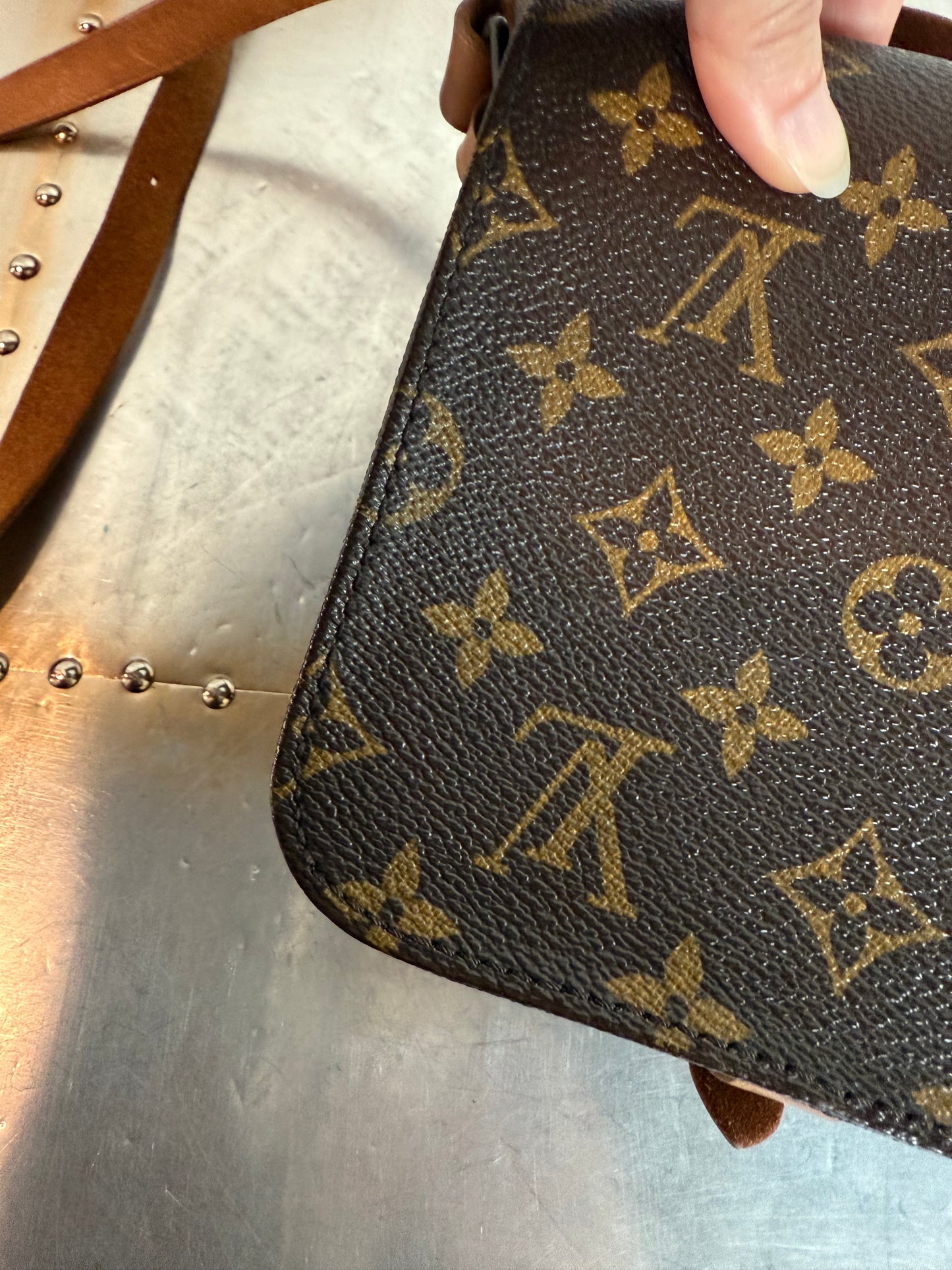 Pre-owned Louis Vuitton Cartouchiere PM Monogram Shoulder / Crossbody Bag