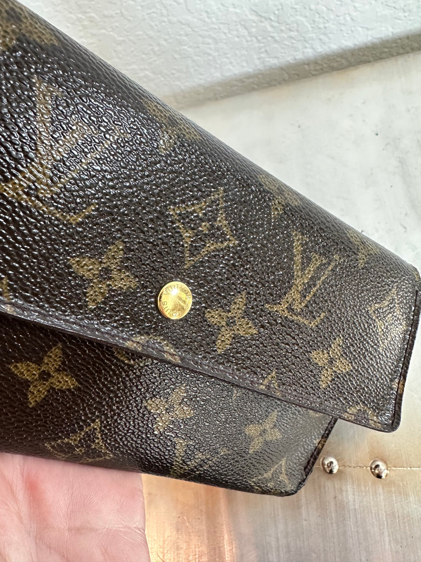 Pre-owned Authentic Louis Vuitton Portefeuille International Monogram Wallet