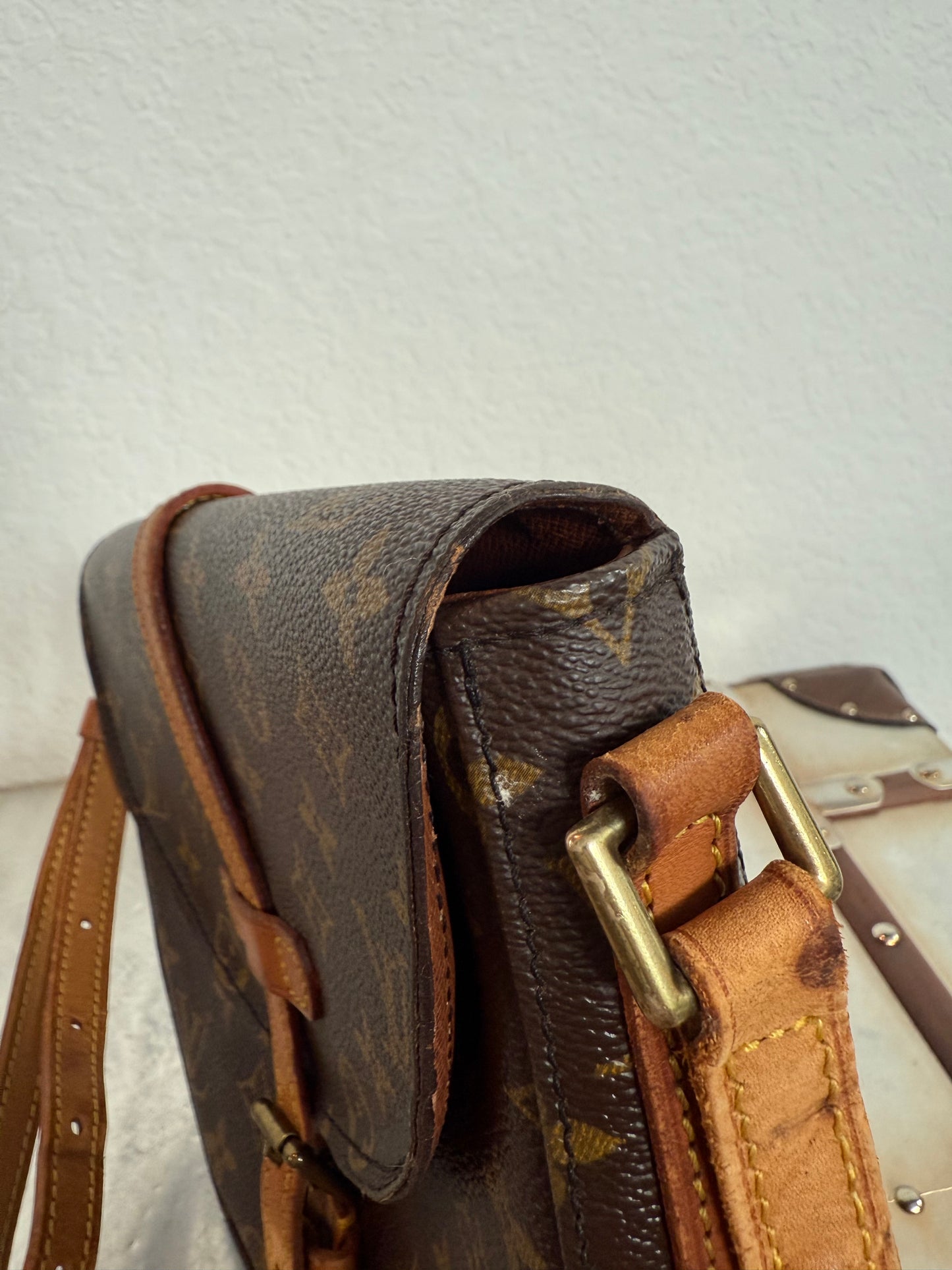 Pre-owned Authentic Louis Vuitton Chantilly MM Monogram Crossbody Bag