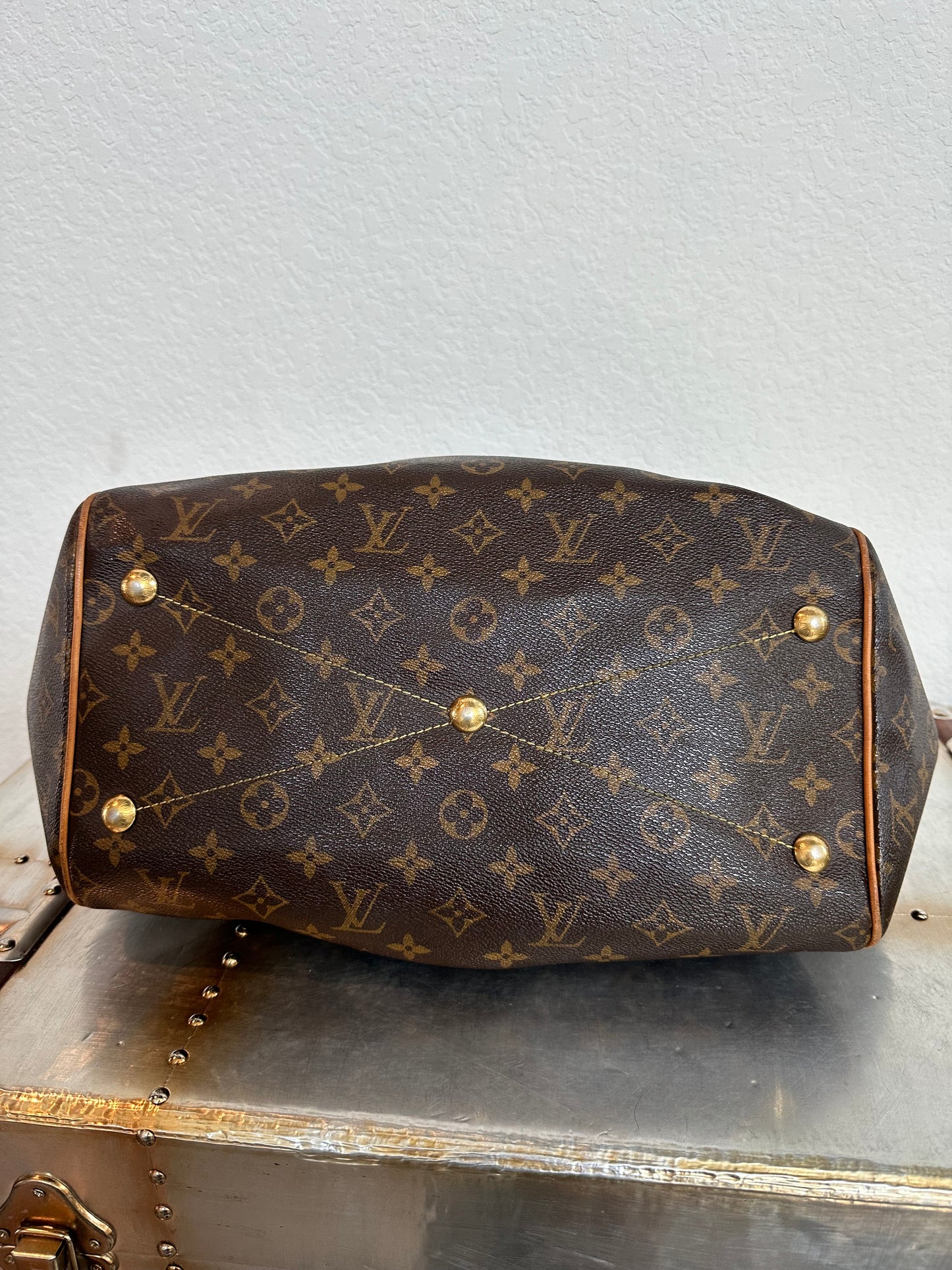 Pre-owned Authentic Louis Vuitton Tivoli GM Monogram Shoulder Bag