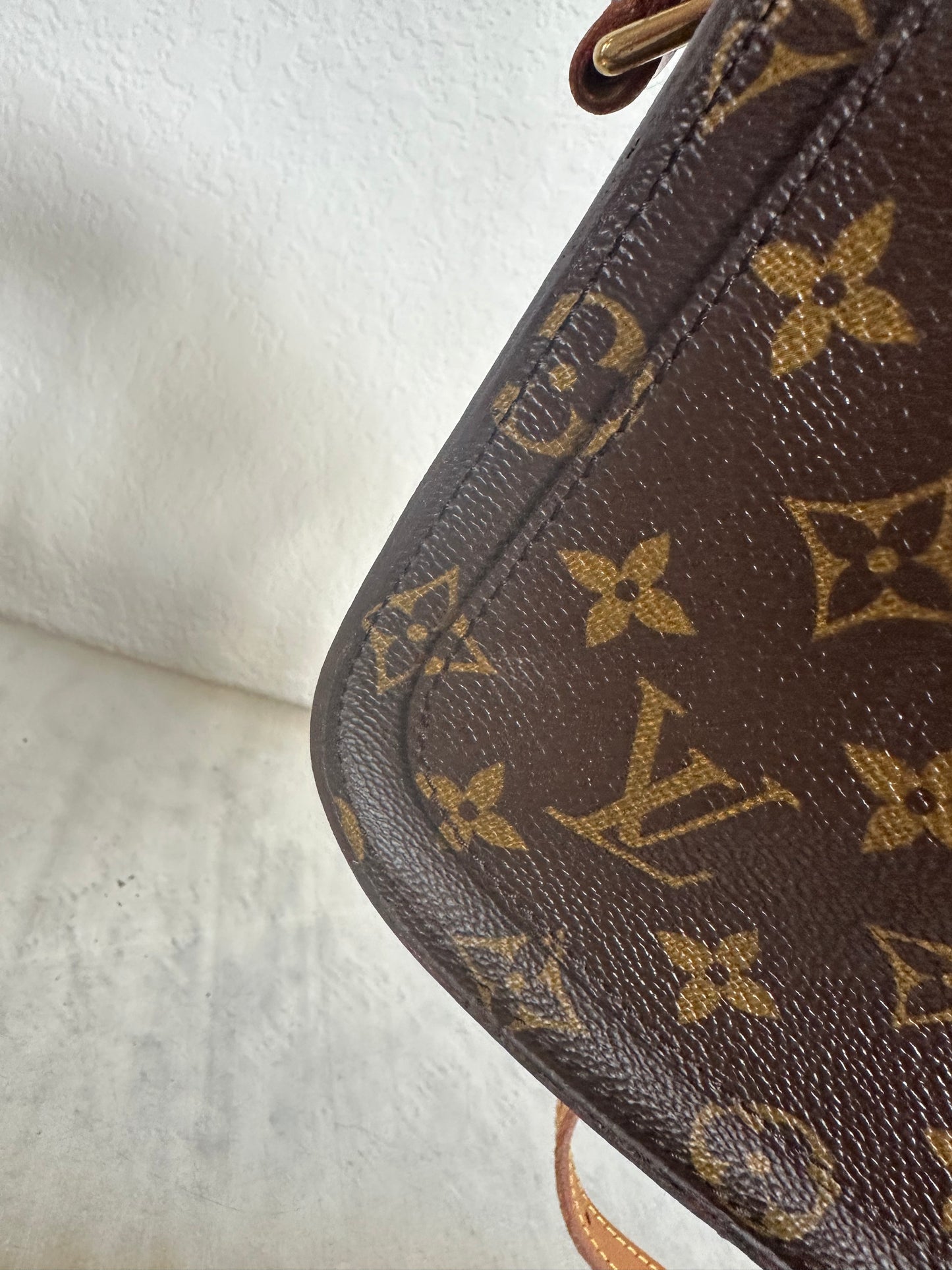Pre-owned Authentic Louis Vuitton Saint Cloud PM Monogram Shoulder / Crossbody Bag