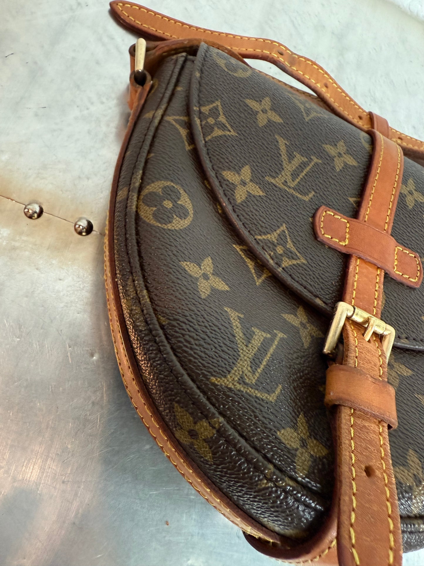 Pre-owned Authentic Louis Vuitton Chantilly PM Monogram Crossbody Bag