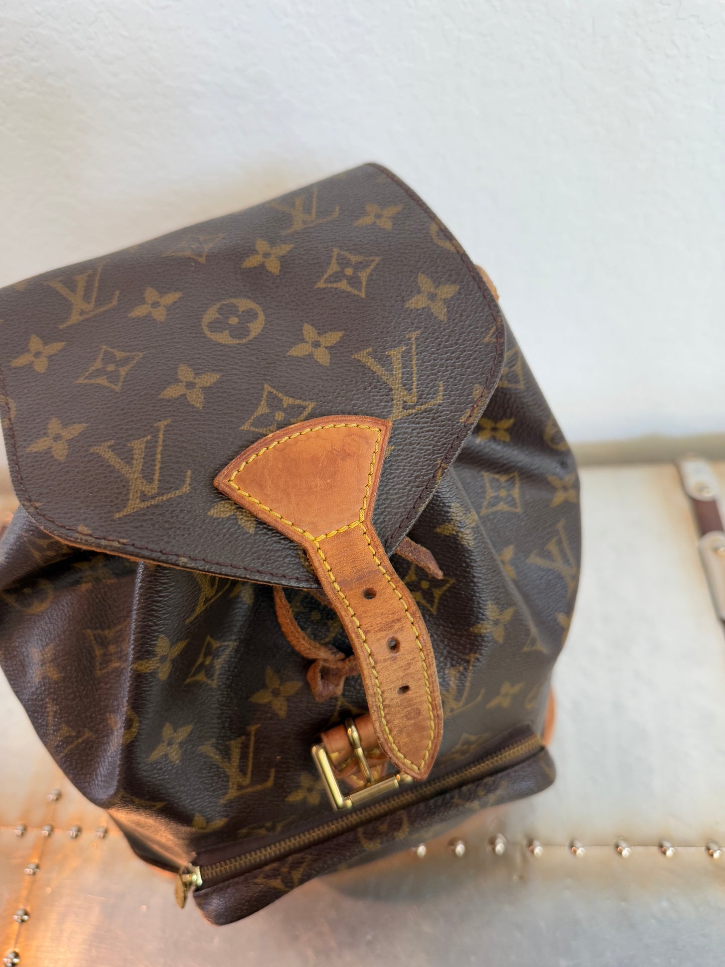 Pre-owned Authentic Louis Vuitton Montsouris MM Monogram Backpack