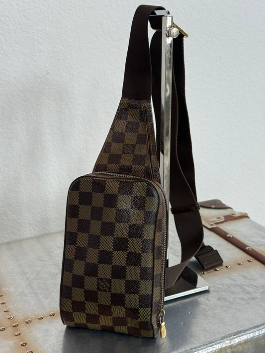 Pre-owned Authentic Louis Vuitton Damier Ebene Geronimos Body Bag