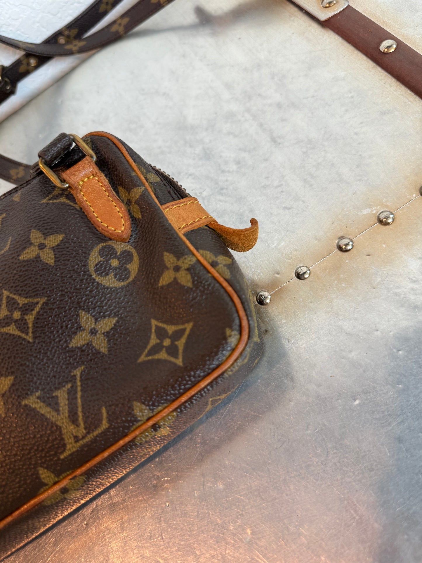 Pre-owned Authentic Louis Vuitton Marly Bandouliere Monogram Crossbody Bag
