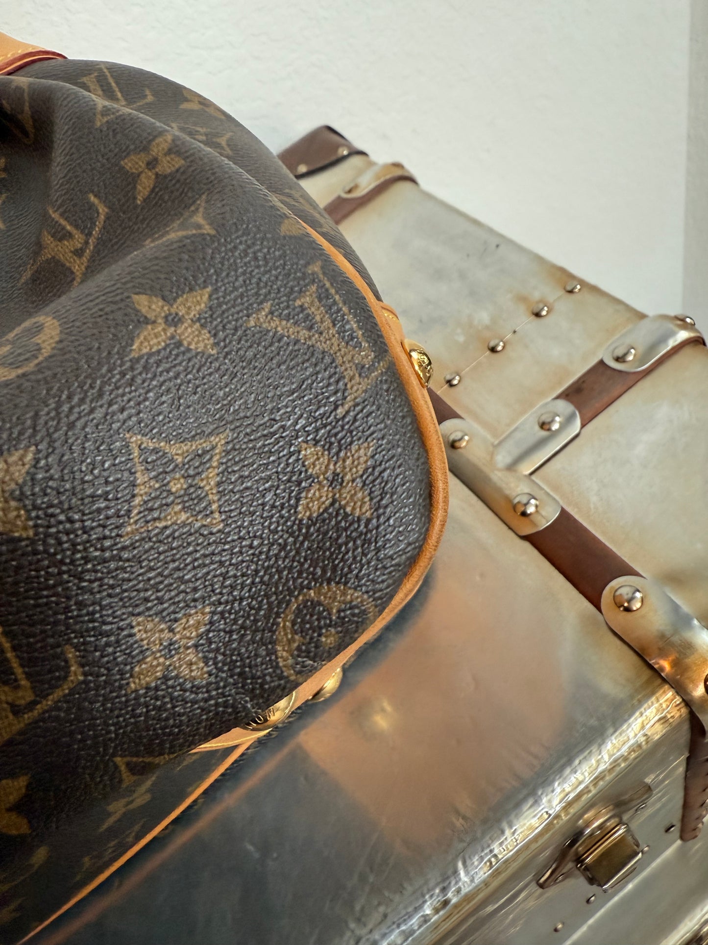 Pre-owned Authentic Louis Vuitton Boetie GM Monogram Shoulder Bag