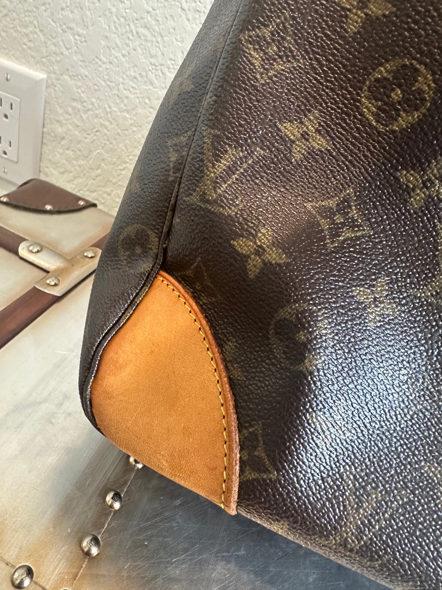 Pre-owned Authentic Louis Vuitton Boulogne 35 Monogram Shoulder Bag