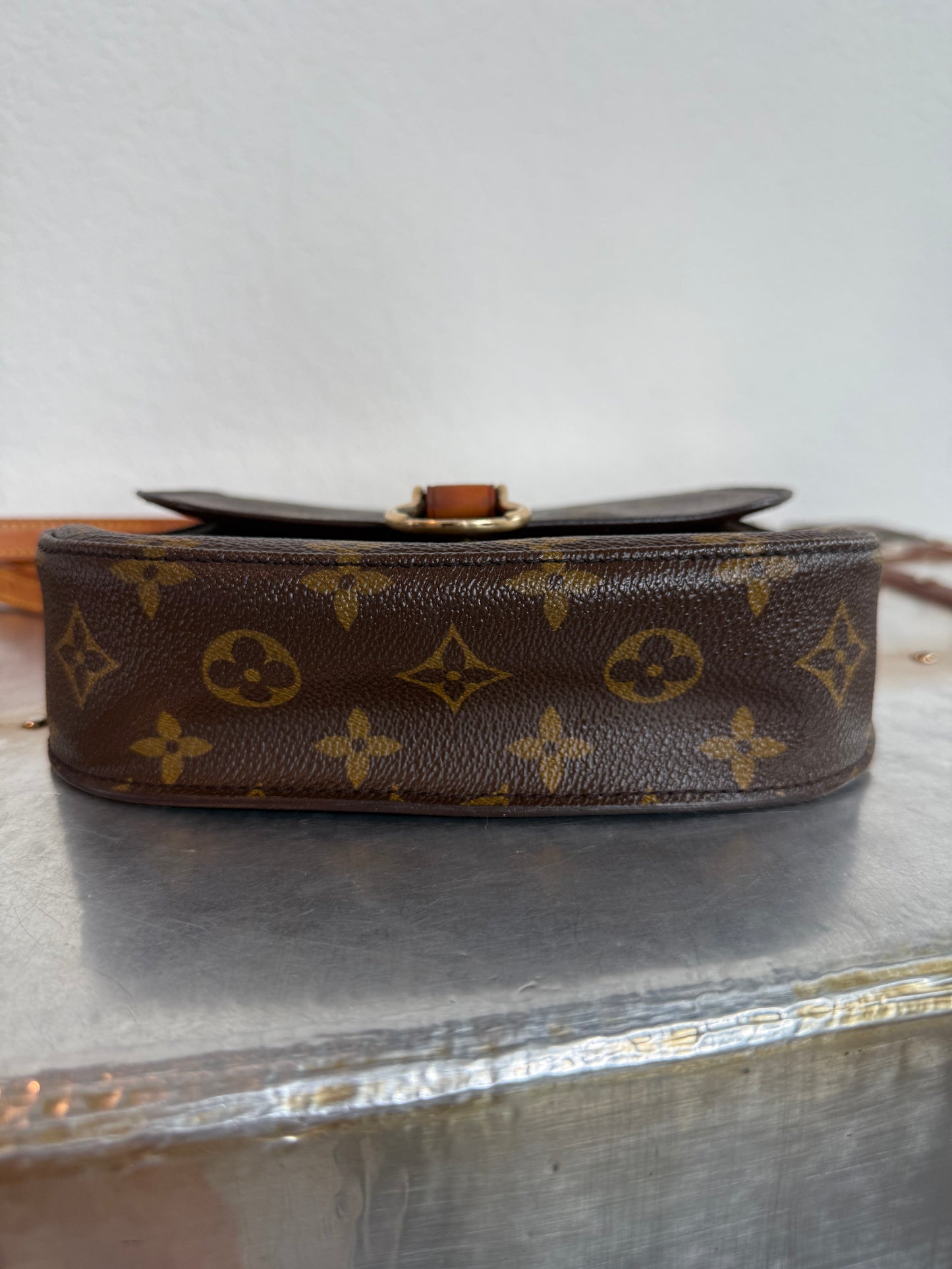 Pre-owned Authentic Louis Vuitton Saint Cloud MM Monogram Shoulder / Crossbody Bag