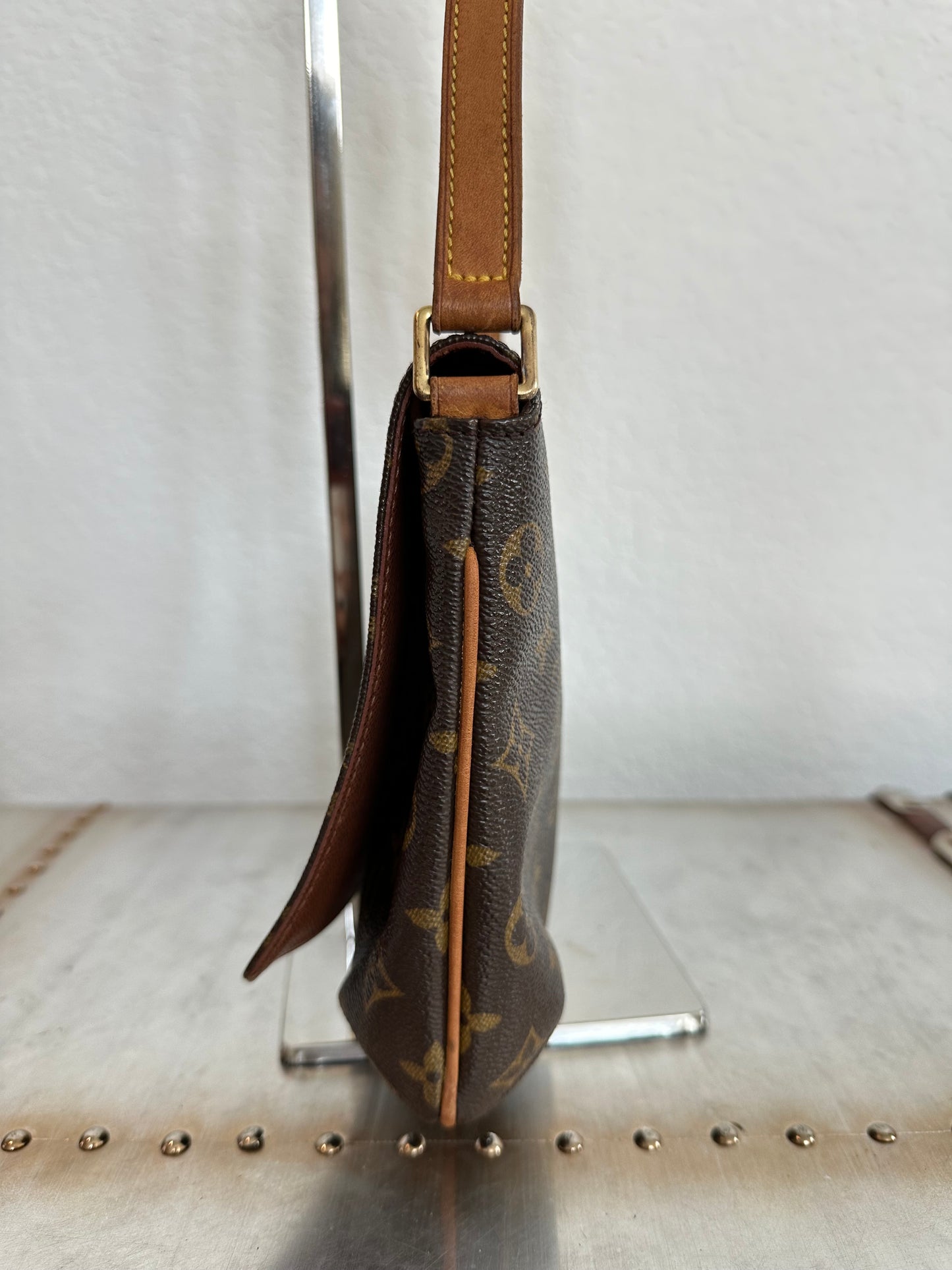 Pre-owned Authentic Louis Vuitton Musette Tango Monogram Shoulder Bag
