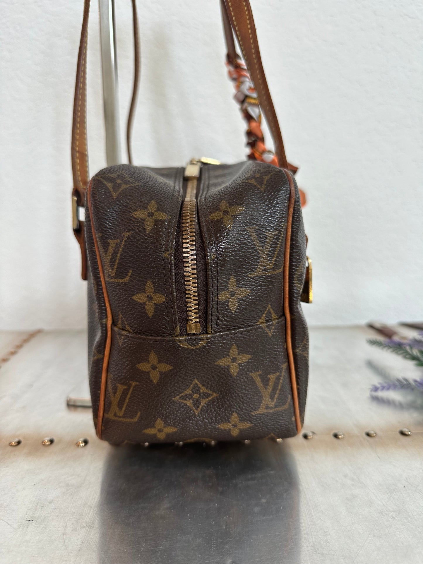 Pre-owned Authentic Louis Vuitton Cite MM Monogram Shoulder Bag