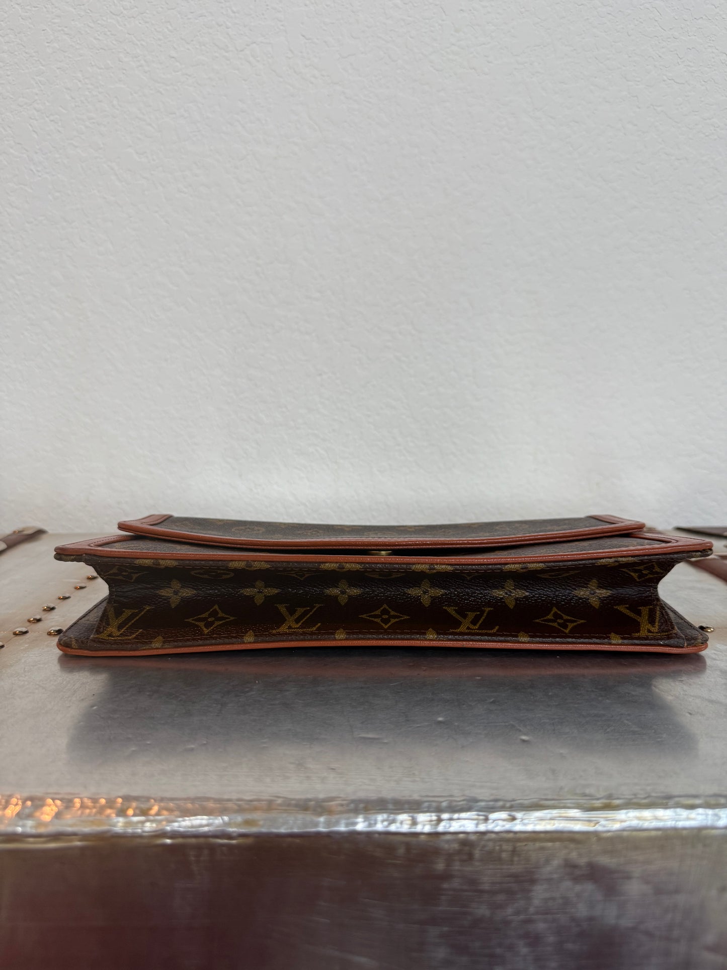 Pre-owned Authentic Louis Vuitton Monogram Dame Clutch Handbag
