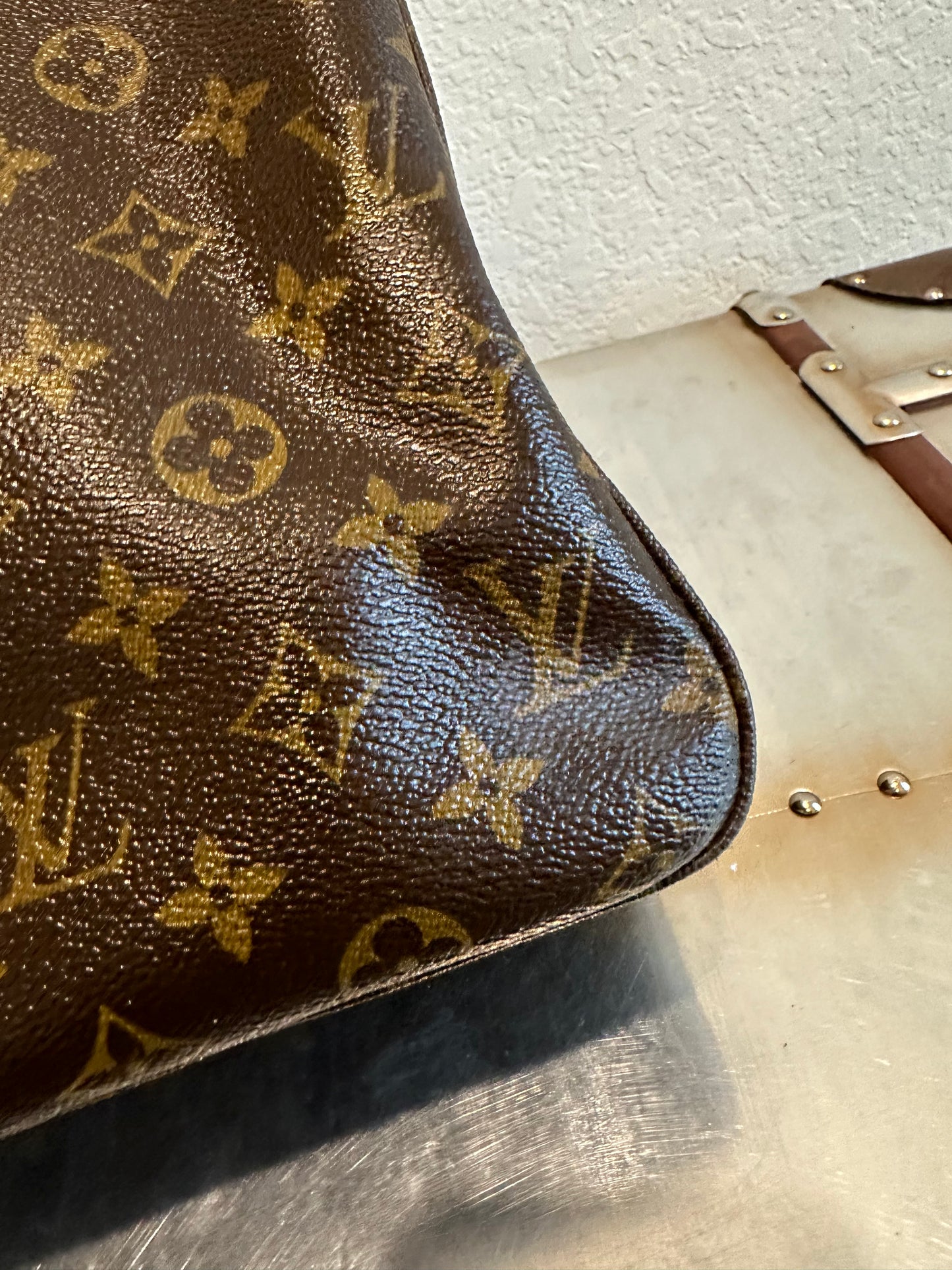 Pre-owned Authentic Louis Vuitton Looping GM Monogram Shoulder Bag