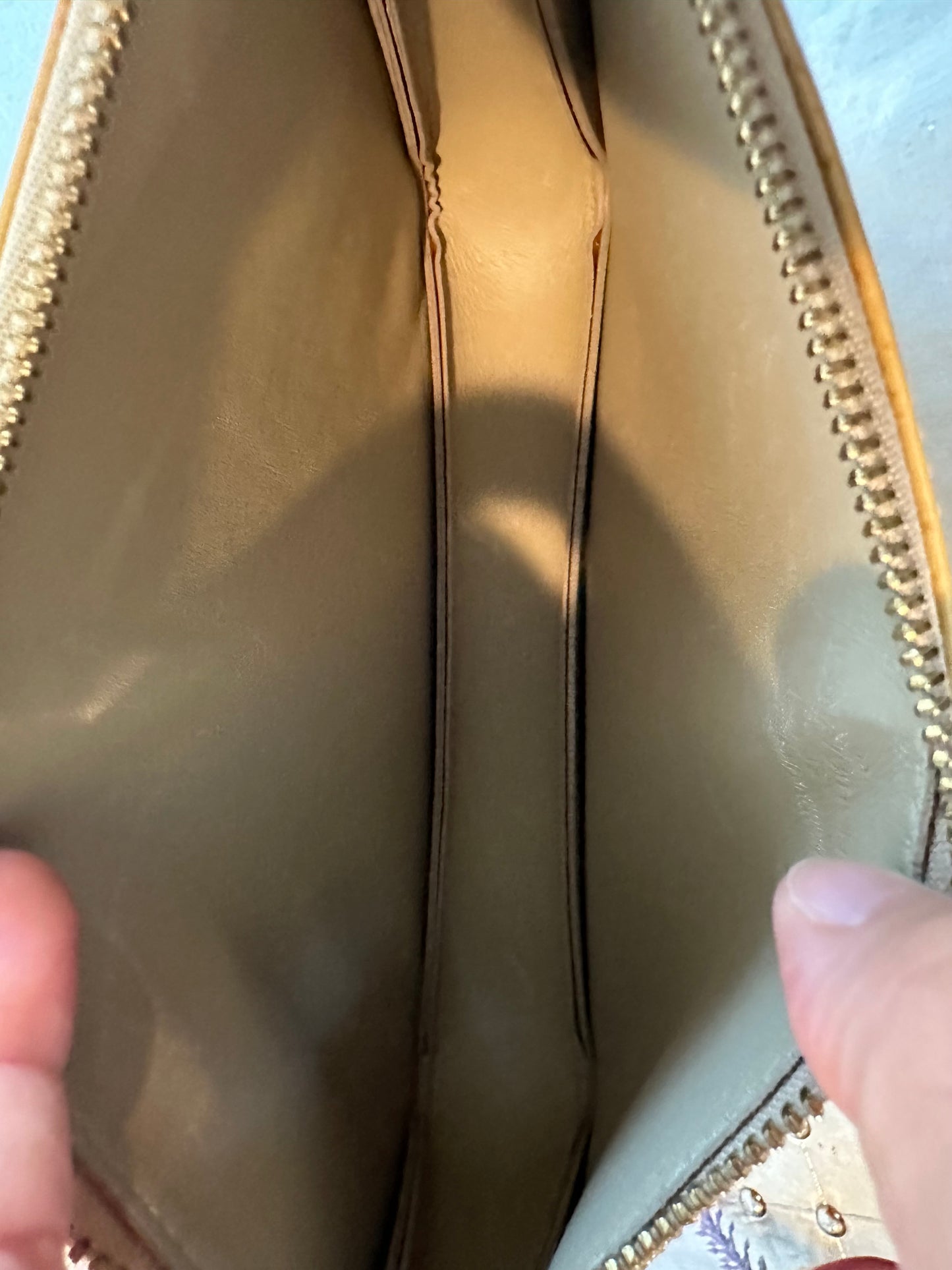 Pre-owned Authentic Louis Vuitton Vernis Lexington Pochette Handbag