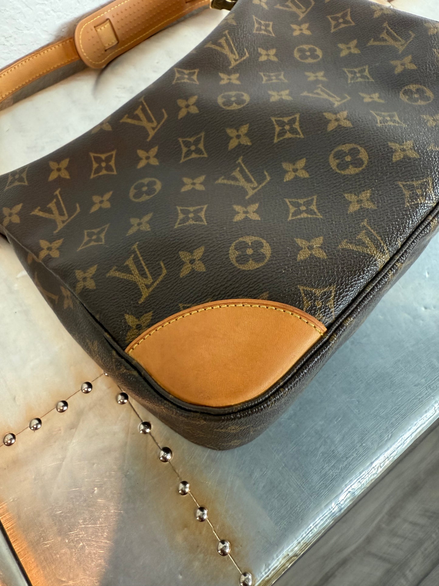 Pre-owned Authentic Louis Vuitton Boulogne 30 Monogram Shoulder Bag