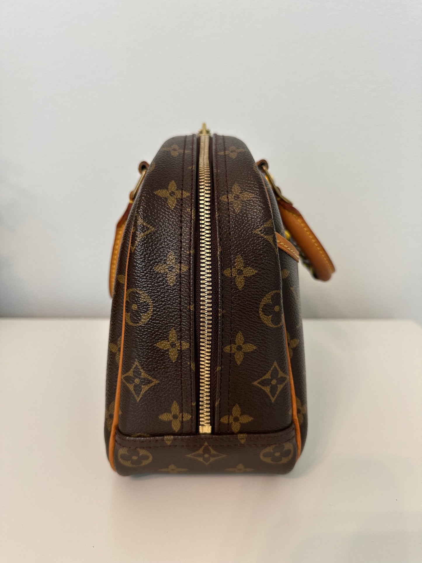 Pre-owned Louis Vuitton Trouville Monogram Handbag