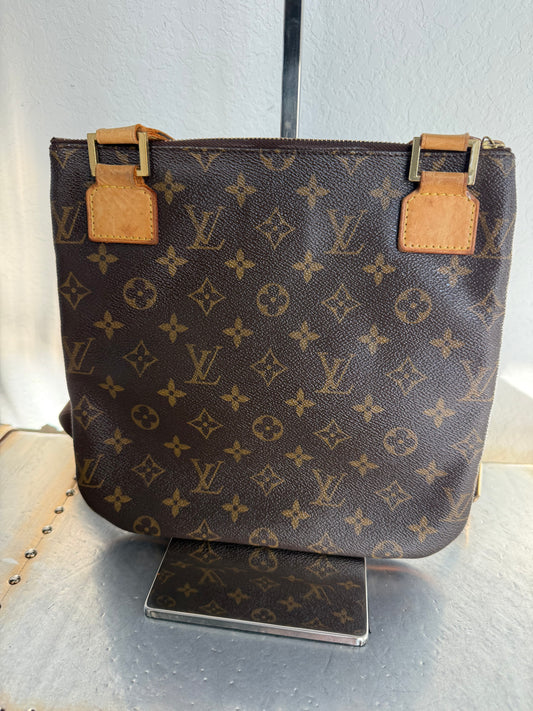 Pre-owned Authentic Louis Vuitton Pochette Bosphore Monogram Shoulder / Crossbody Bag