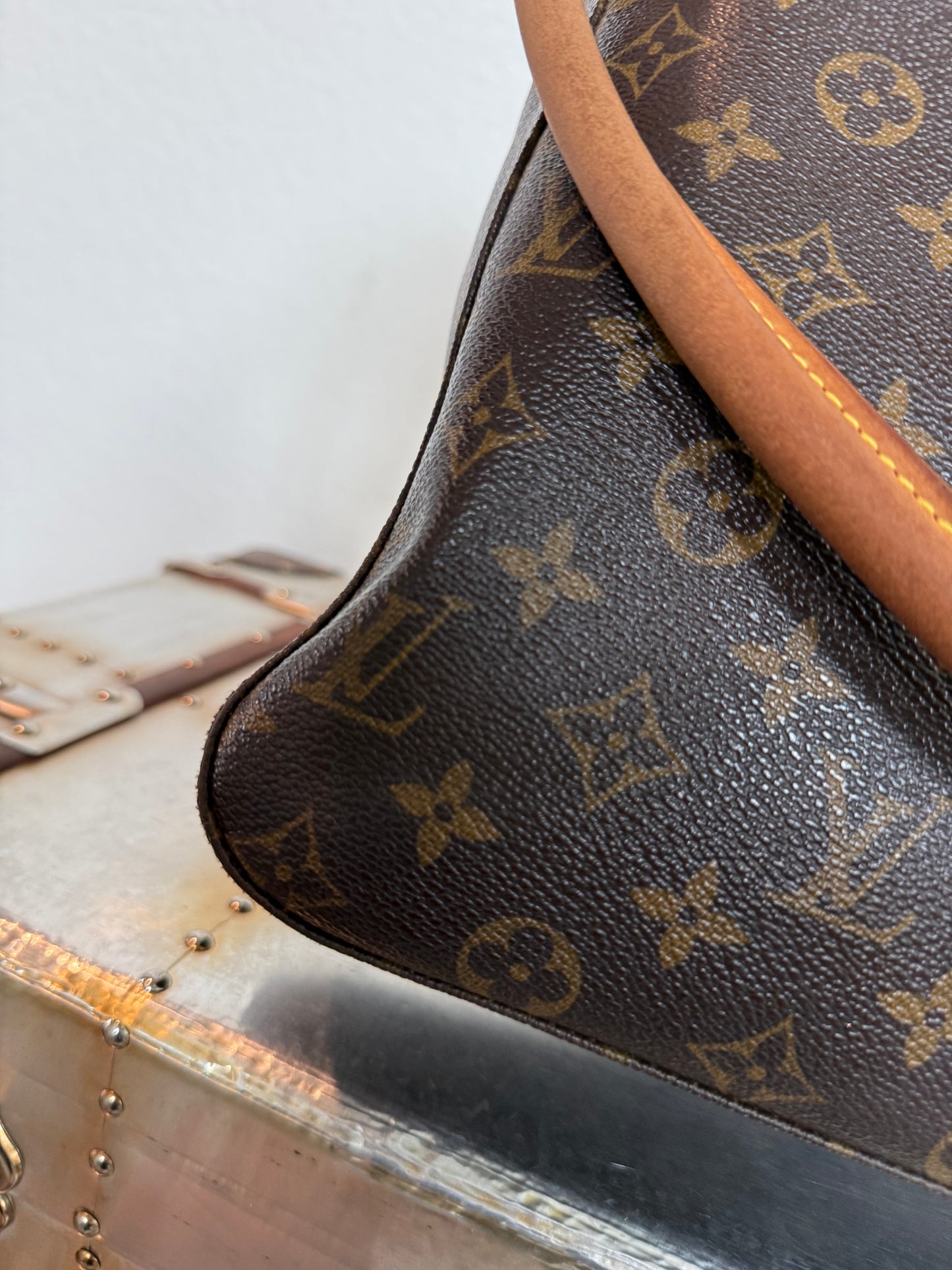 Pre-owned Authentic Louis Vuitton Looping GM Monogram Shoulder Bag