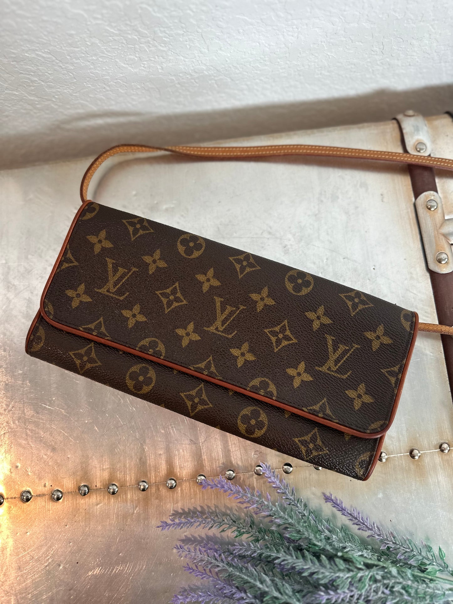 Pre-owned Authentic Louis Vuitton Pochette Twin GM Monogram Shoulder Bag