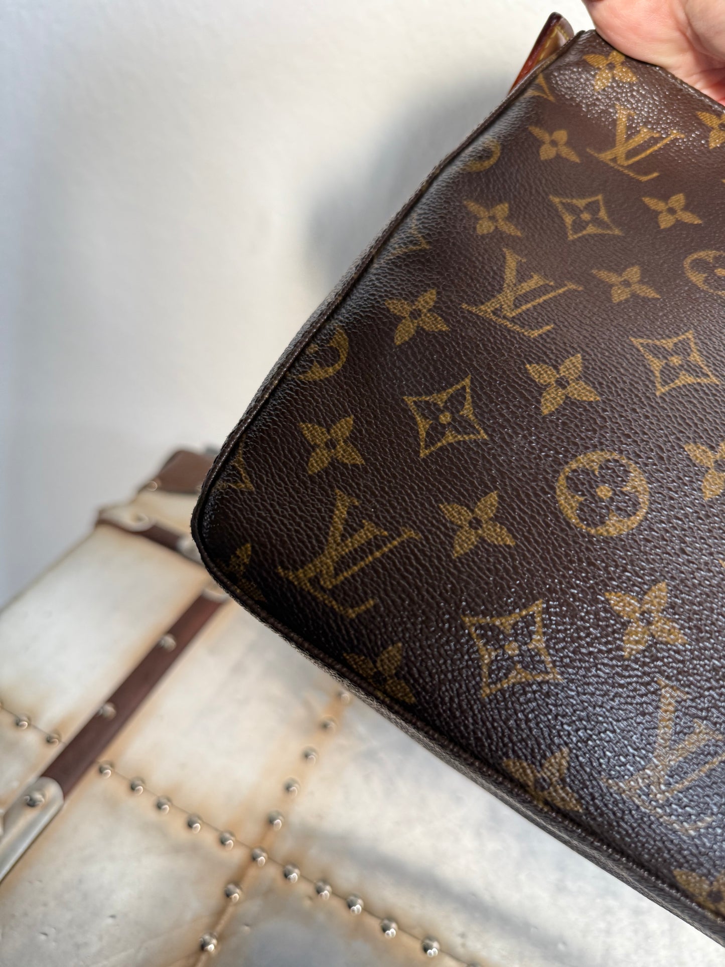 Pre-owned Authentic Louis Vuitton Looping MM Monogram Shoulder Bag