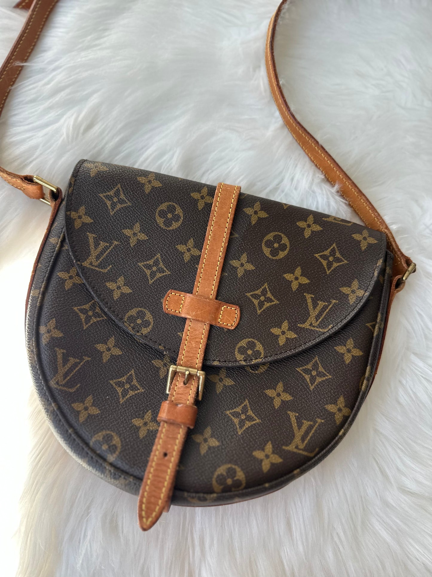 Pre-owned Authentic Louis Vuitton Chantilly MM Monogram Crossbody Bag