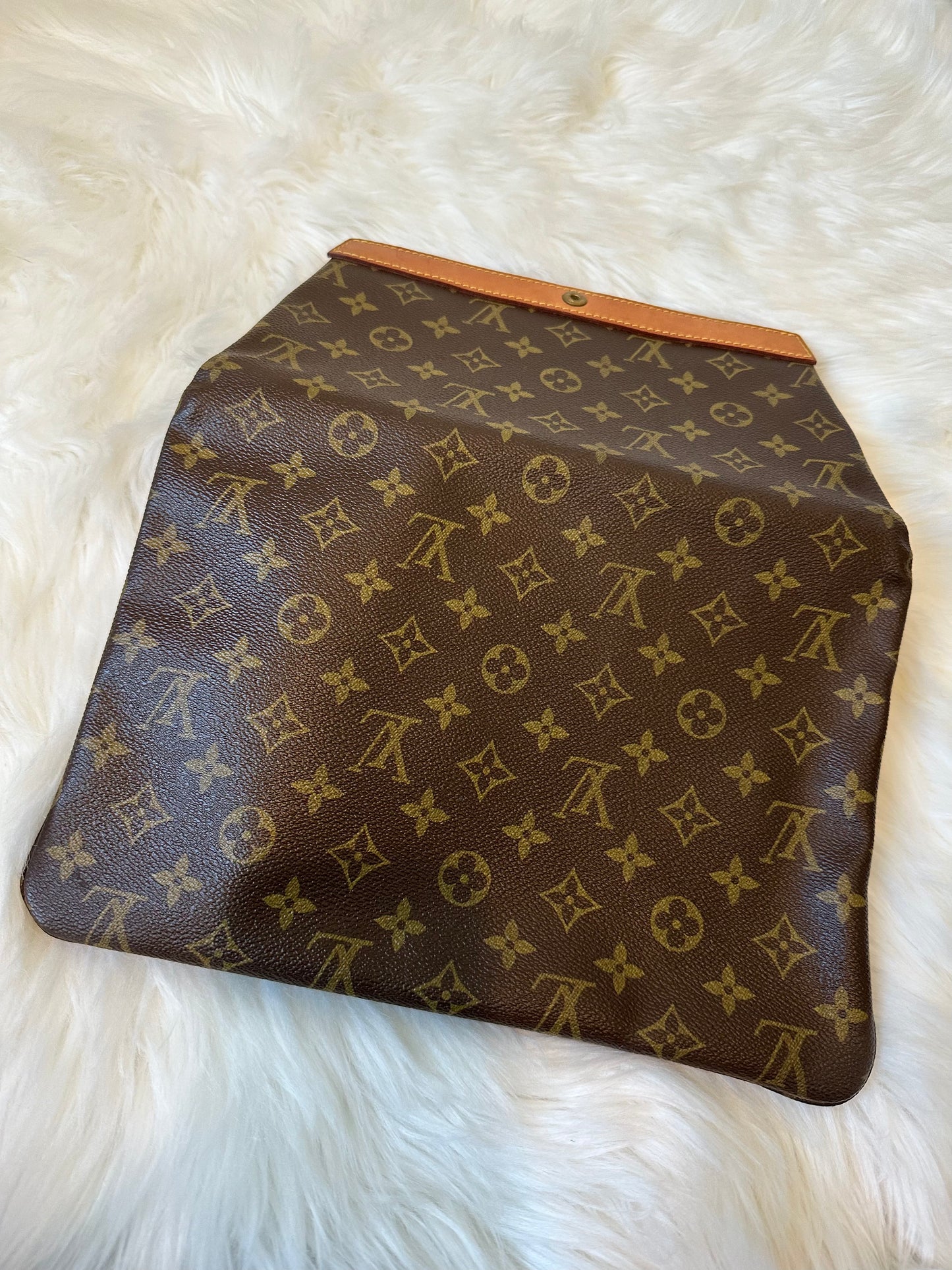 Pre-owned Authentic Louis Vuitton Pochette Pliante Clutch Monogram Handbag