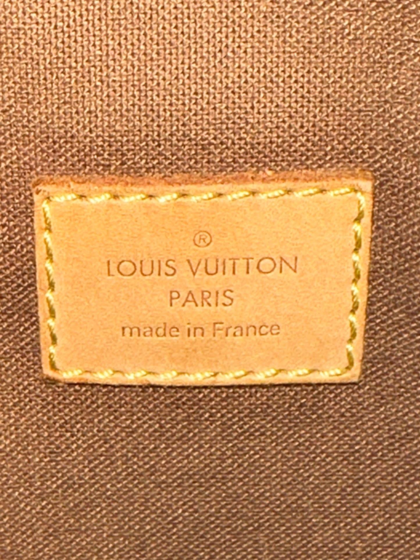 Pre-owned Authentic Louis Vuitton Pochette Bosphore Monogram Shoulder / Crossbody Bag