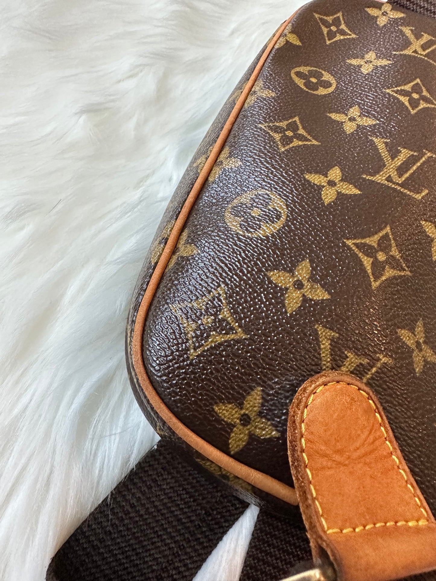 Pre-owned Authentic Louis Vuitton Pochette Gange Monogram Bum Bag
