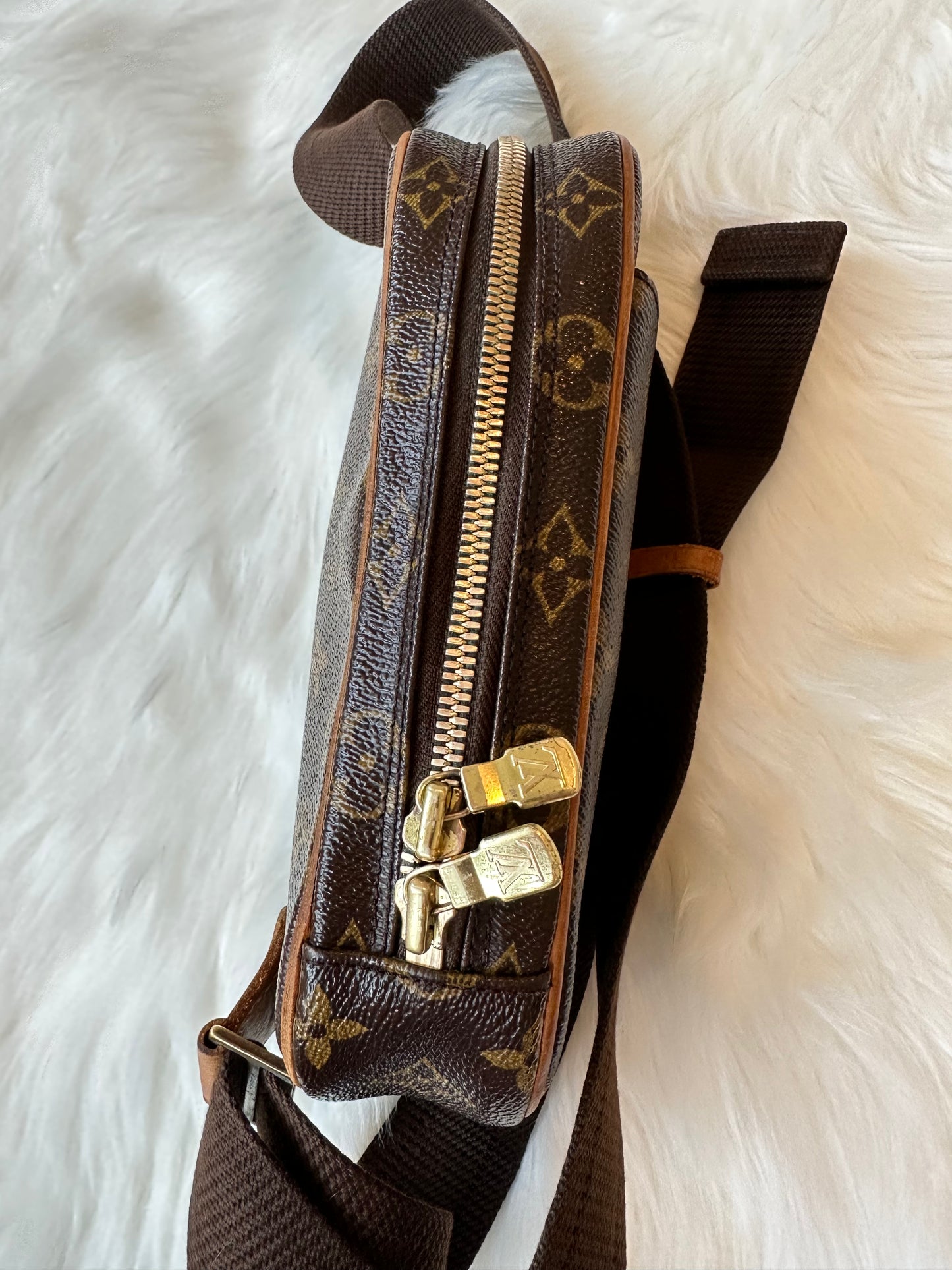 Pre-owned Authentic Louis Vuitton Pochette Gange Monogram Bum Bag