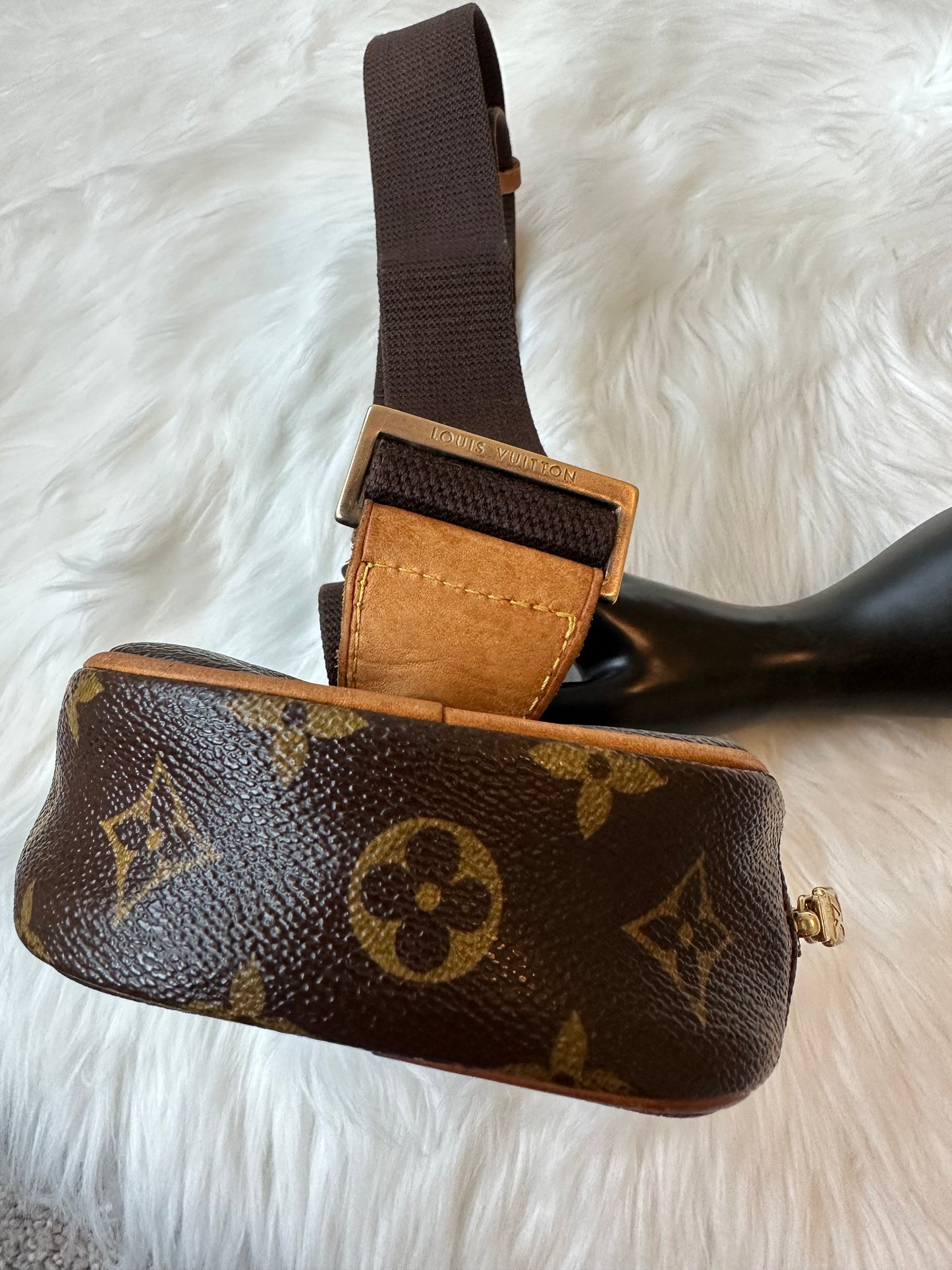 Pre-owned Authentic Louis Vuitton Pochette Gange Monogram Bum Bag