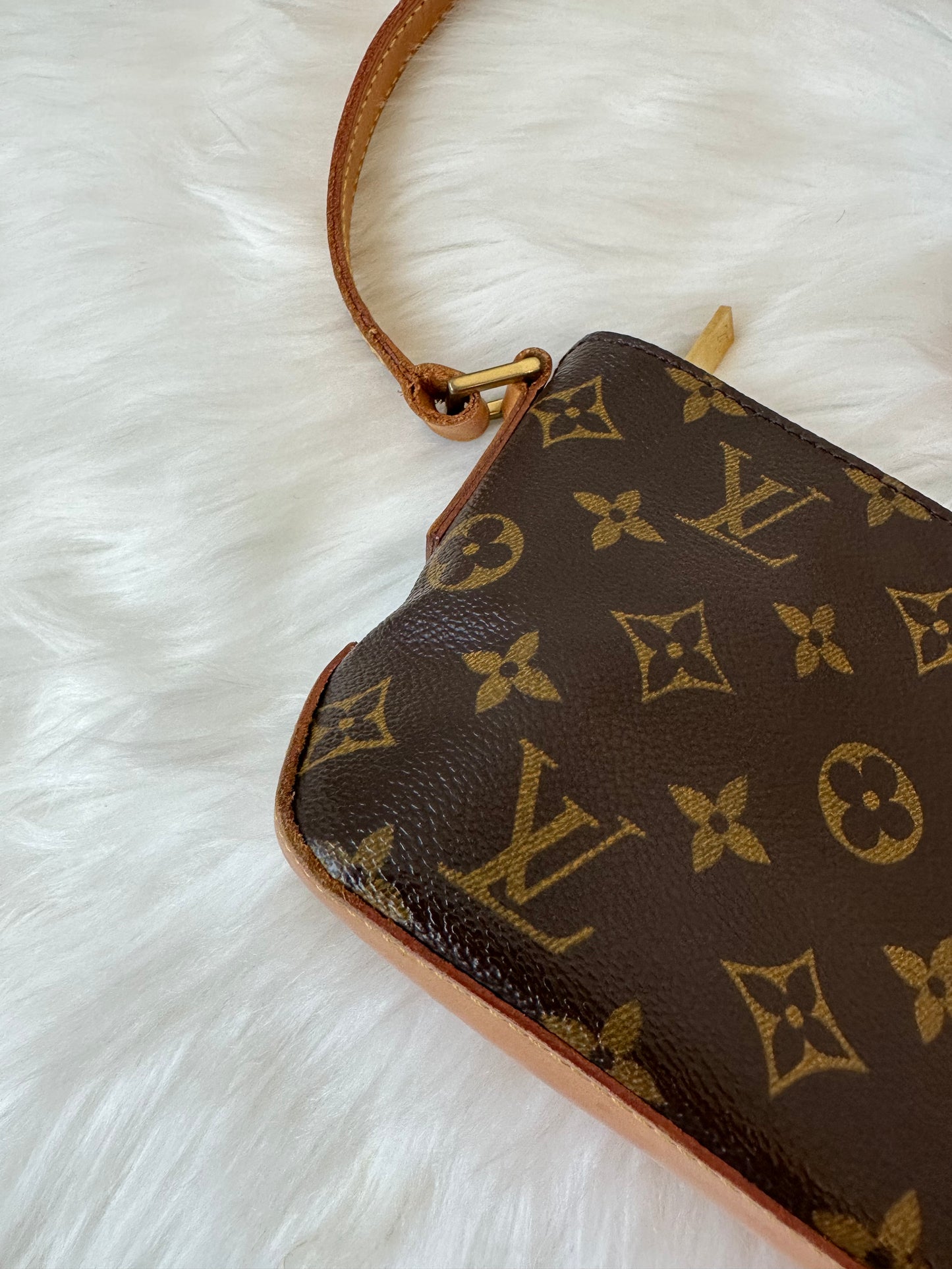 Pre-owned Authentic Louis Vuitton Trotteur Monogram Crossbody Bag