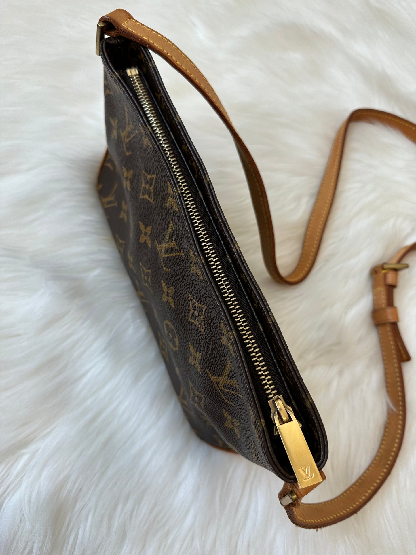 Pre-owned Authentic Louis Vuitton Trotteur Monogram Crossbody Bag