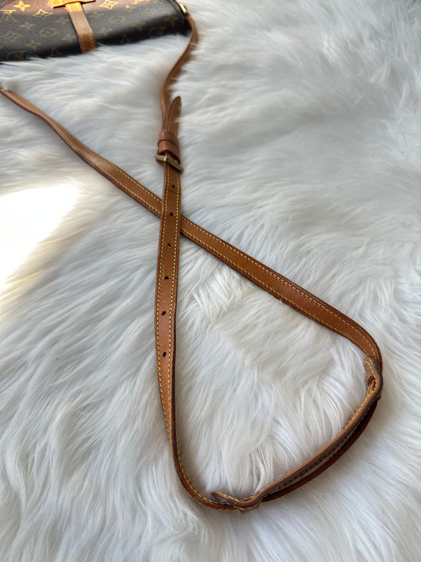 Pre-owned Authentic Louis Vuitton Chantilly MM Monogram Crossbody Bag