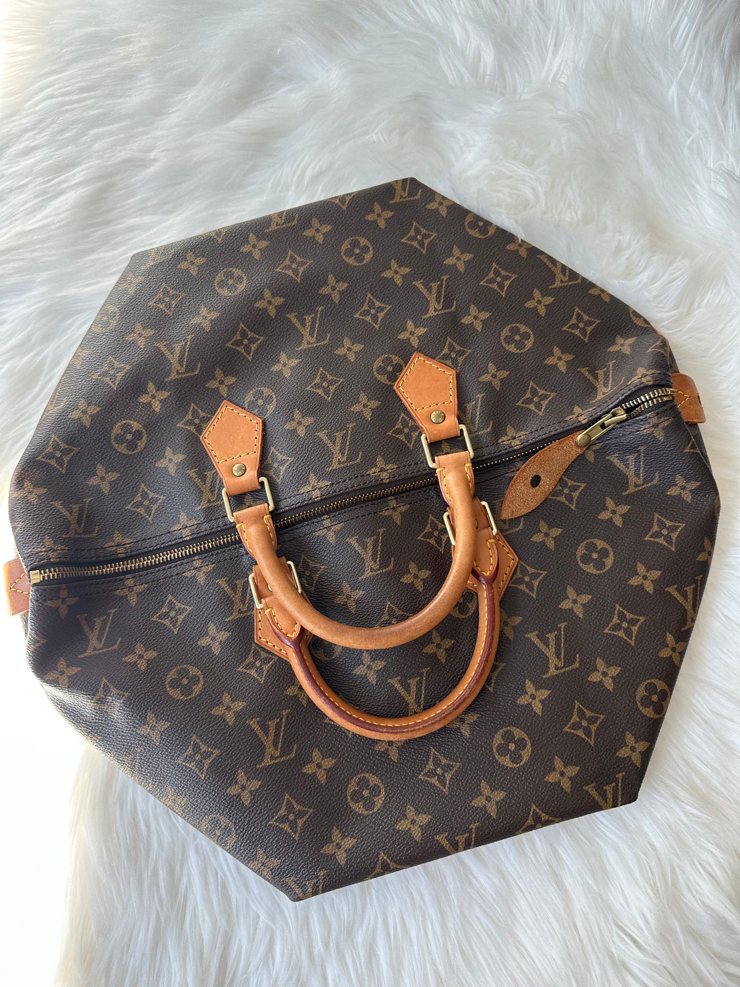 Pre-owned Authentic Louis Vuitton Speedy 40 Monogram Handbag