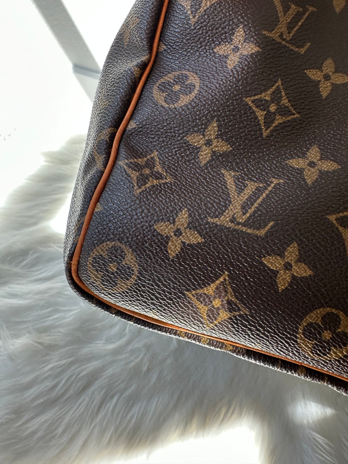 Pre-owned Authentic Louis Vuitton Speedy 40 Monogram Handbag