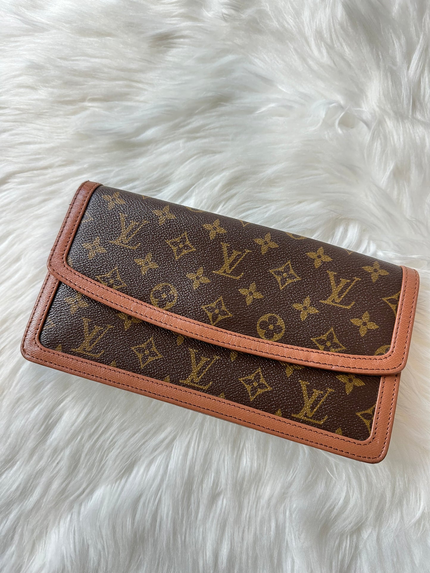 Pre-owned Authentic Louis Vuitton Pochette Dame Monogram Clutch Bag